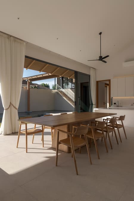 Baan Tectonix House